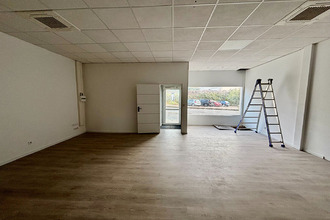 achat localcommercial vaugneray 69670