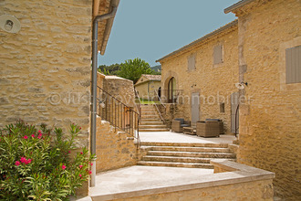 achat maison bonnieux 84480