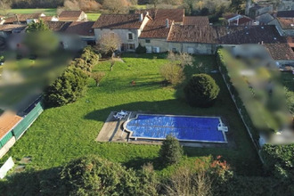 achat maison champagne-mouton 16450