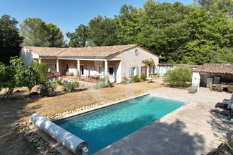 achat maison menerbes 84560