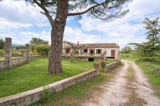 achat maison menerbes 84560