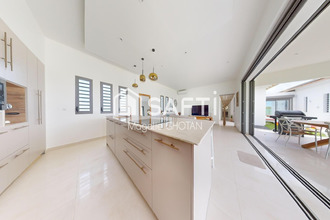 achat maison moule 97160