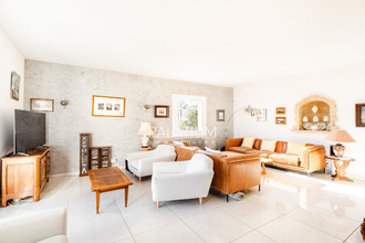 achat maison ste-tulle 04220