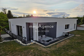 achat maison stes 17100