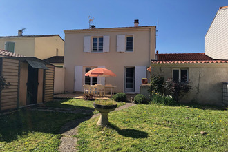 achat maison stes 17100