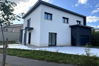 achat maison trelaze 49800