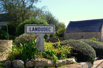 achat terrain landudec 29710