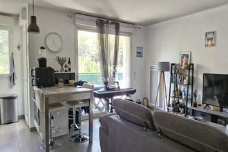  appartement chateauneuf-le-rouge 13790