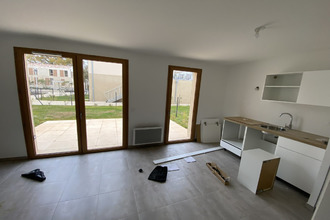  appartement chateauneuf-le-rouge 13790