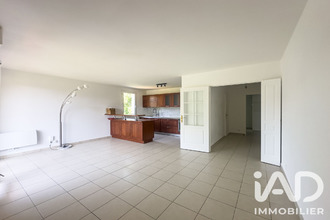  appartement combs-la-ville 77380