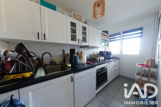  appartement combs-la-ville 77380