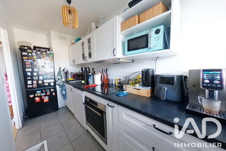 appartement combs-la-ville 77380