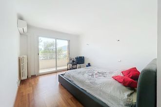  appartement cuers 83390