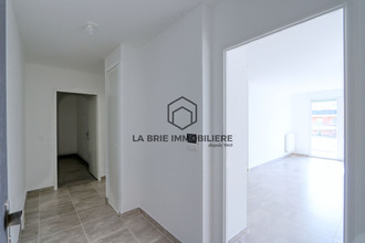  appartement emerainville 77184