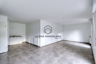  appartement emerainville 77184