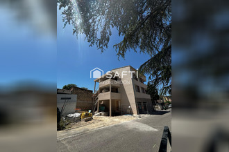  appartement greasque 13850