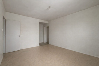  appartement la-roche-sur-yon 85000