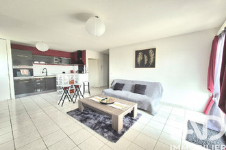  appartement larche 19600