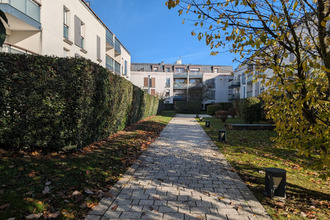  appartement les-clayes-sous-bois 78340