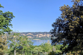  appartement les-salles-sur-verdon 83630