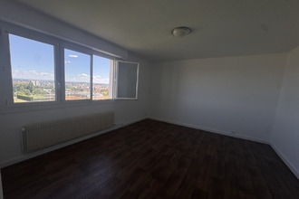  appartement riorges 42153