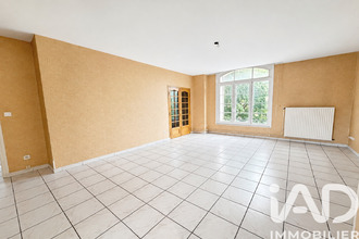  appartement sedan 08200