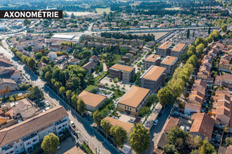  appartement senas 13560