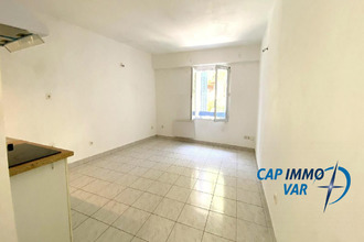  appartement signes 83870