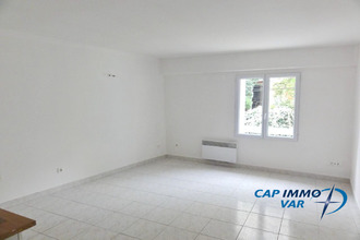  appartement signes 83870