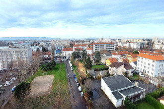  appartement st-priest 69800