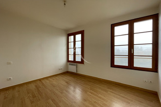  appartement stes 17100