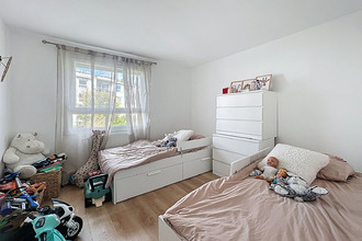  appartement suresnes 92150