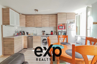  appartement vins-sur-caramy 83170