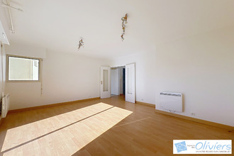  appartement voisins-le-bretonneux 78960