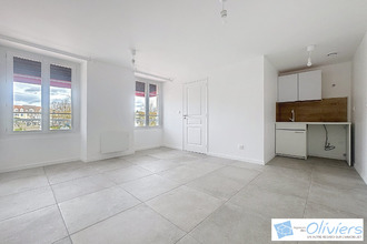  appartement voisins-le-bretonneux 78960