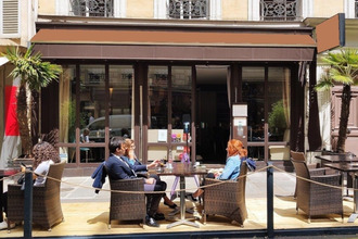  boutique paris 75008