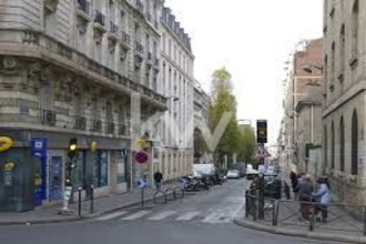  boutique paris 75018