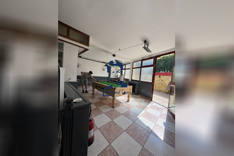  boutique sedan 08200