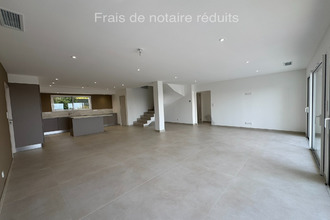  divers ales 30100
