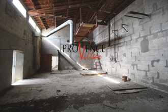  immeuble beaucaire 30300