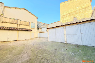  immeuble beaucaire 30300