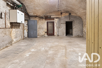  immeuble beaucaire 30300