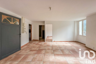  immeuble claviers 83830