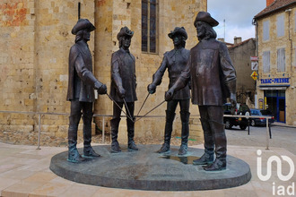  immeuble condom 32100