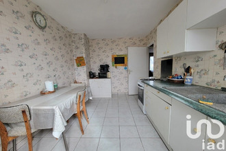  immeuble distre 49400