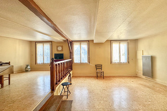  immeuble doue-la-fontaine 49700