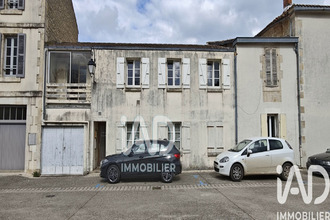  immeuble fontenay-le-comte 85200