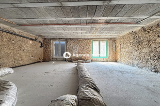  immeuble forcalqueiret 83136