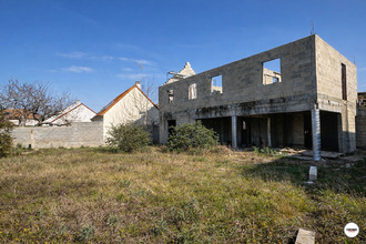  immeuble jumeauville 78580