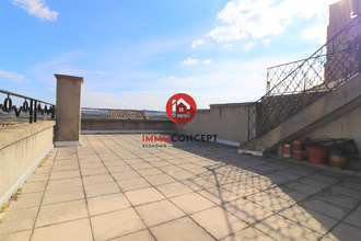  immeuble laudun-l-ardoise 30290